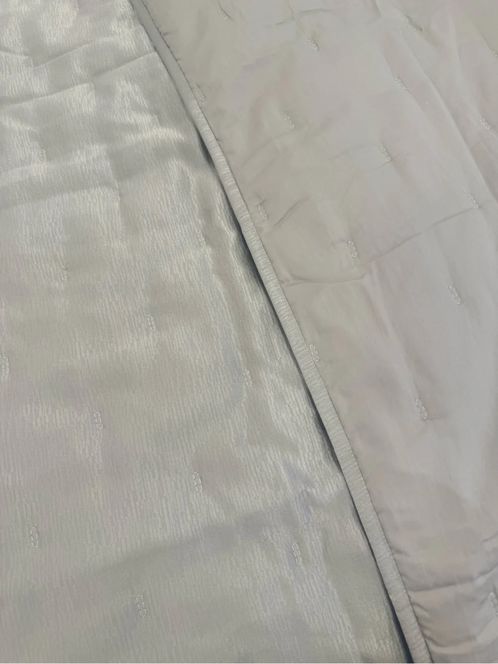 Hotel Collection Glint Silver Coverlet/ bedspread Queen
